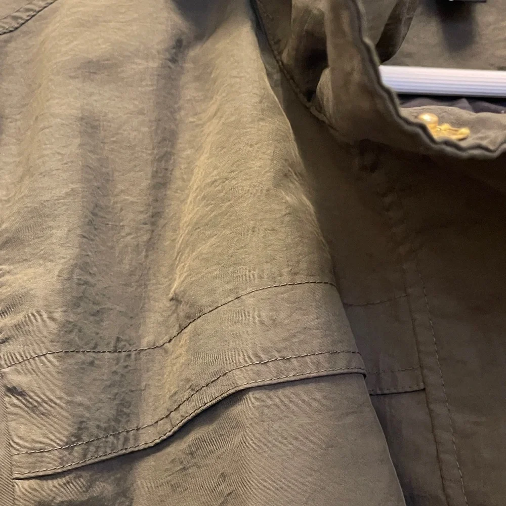 Jones New York Olive Utility Jacket with Gold Accents - Picture 4 of 9